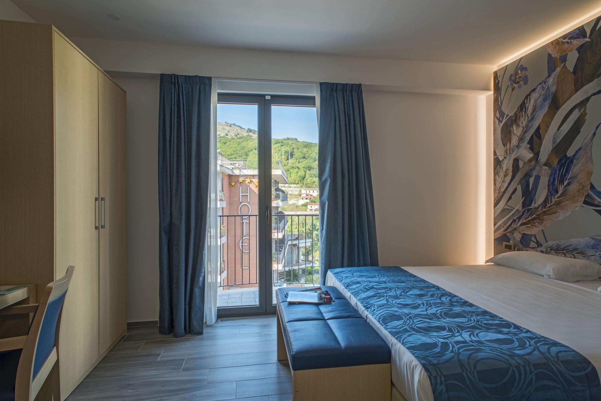 Hotel Terme Capasso 쿤투르시 외부 사진