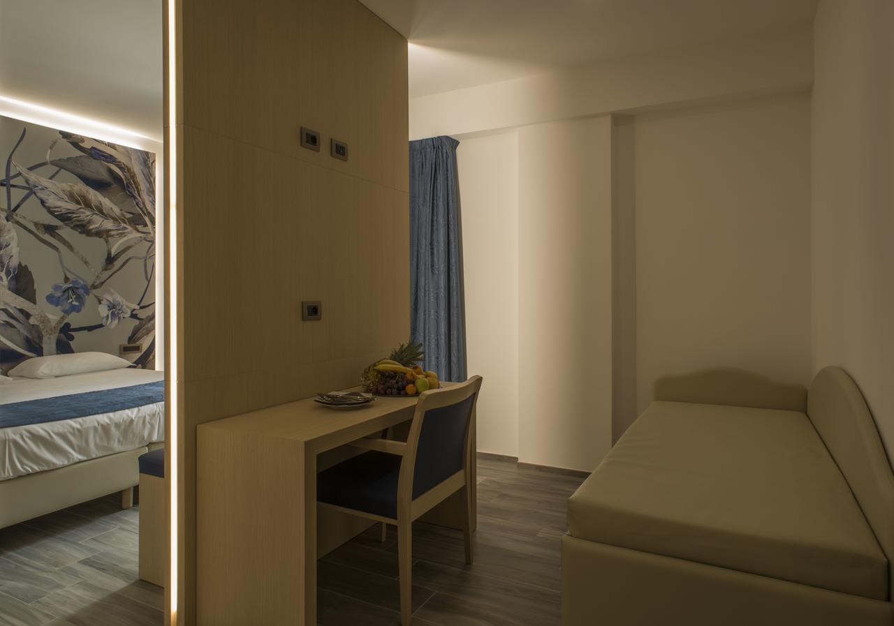 Hotel Terme Capasso 쿤투르시 외부 사진