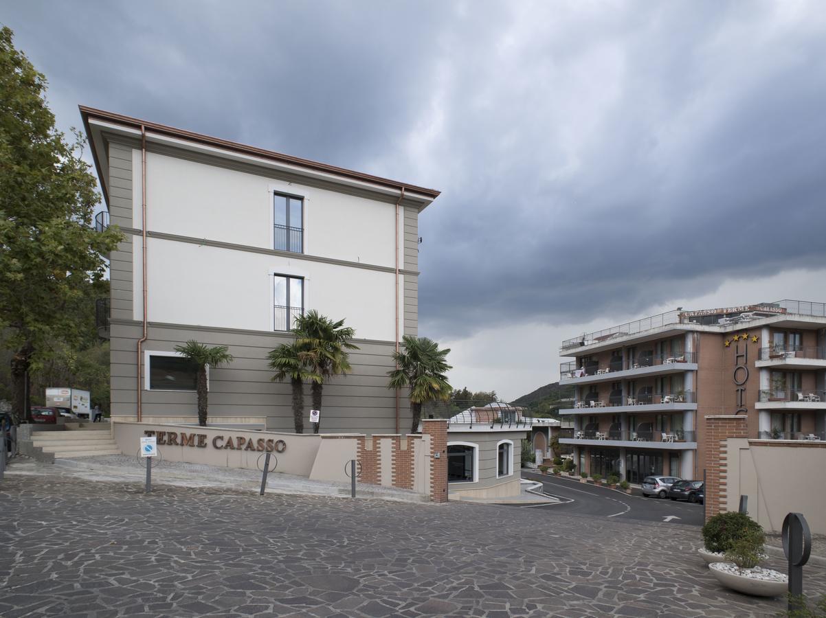 Hotel Terme Capasso 쿤투르시 외부 사진