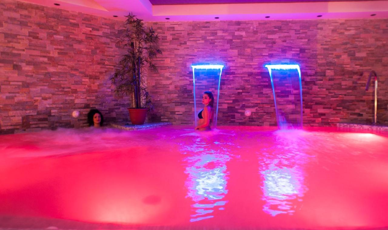 Hotel Terme Capasso 쿤투르시 외부 사진