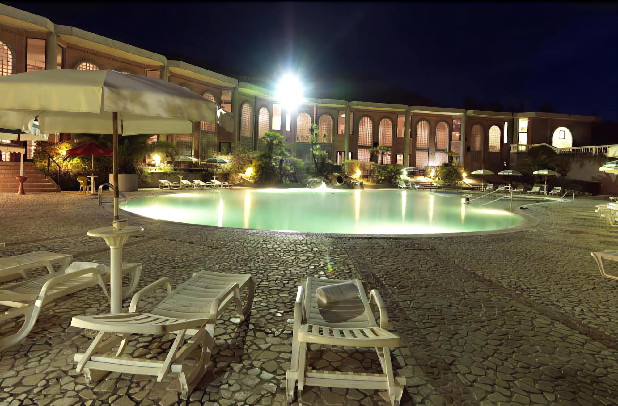 Hotel Terme Capasso 쿤투르시 외부 사진